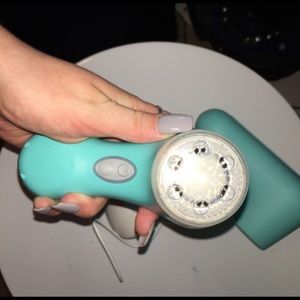 Clarisonic Mia 2 with brush head